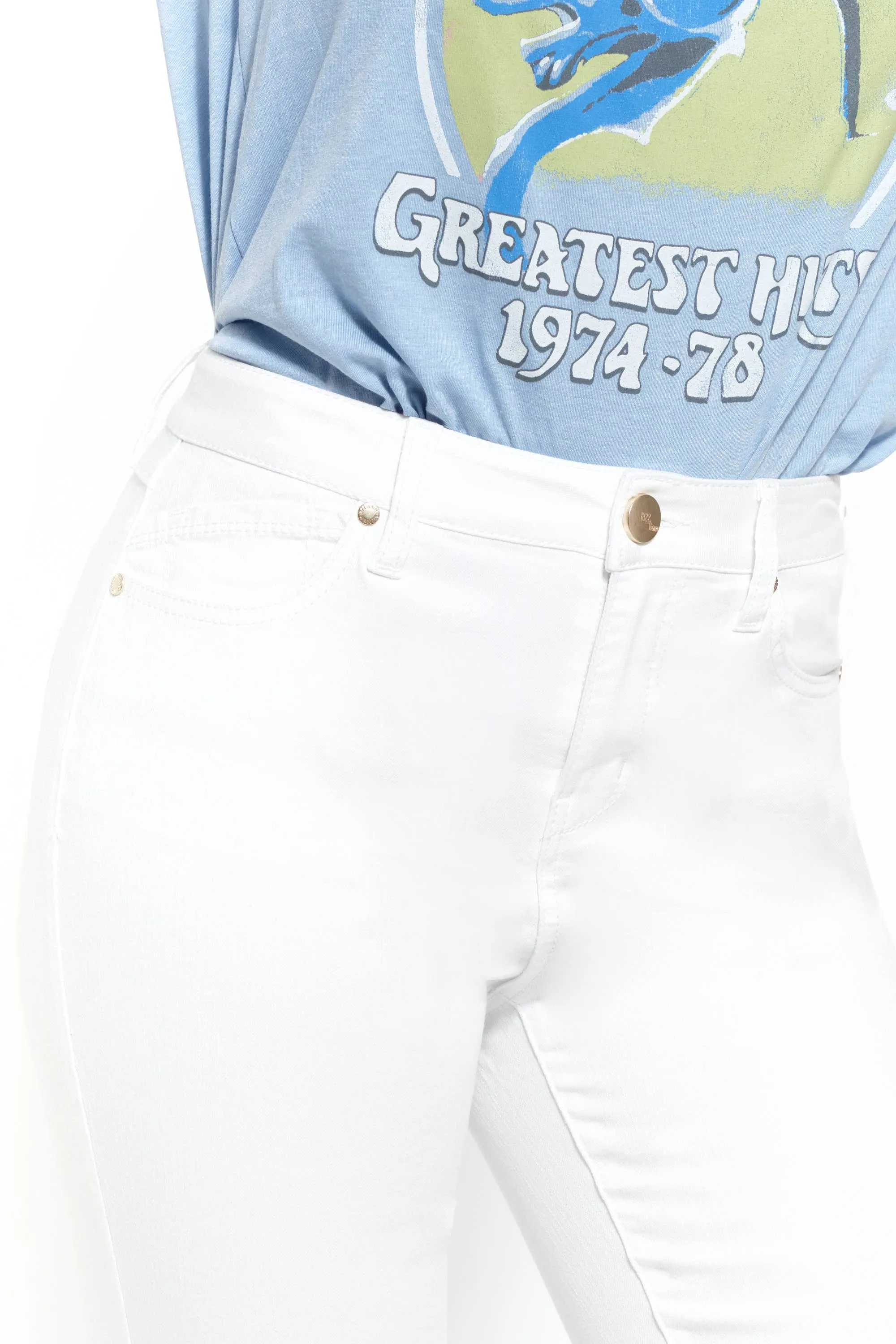 27" Luxe Demi Boot Jean w/ Sharkbite Hem in White