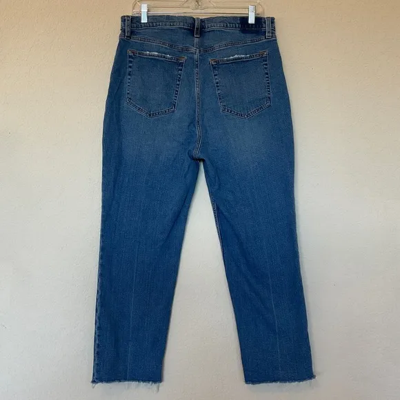 Abercrombie &amp; Fitch EUC Curve Love Ultra High Rise The Ankle Straight 33 / 16 R