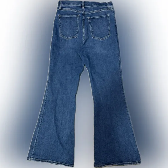 Abercrombie &amp; Fitch The Flare Ultra High Rise Curve Love Jeans Women’s 12 / 31