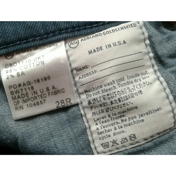 AG the stilt cigarette Jeans Size 28 R