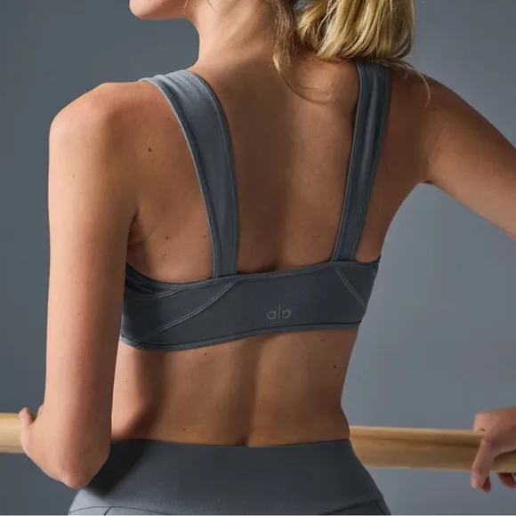 Alo yoga washed Alosoft sunray bra cool grey wash