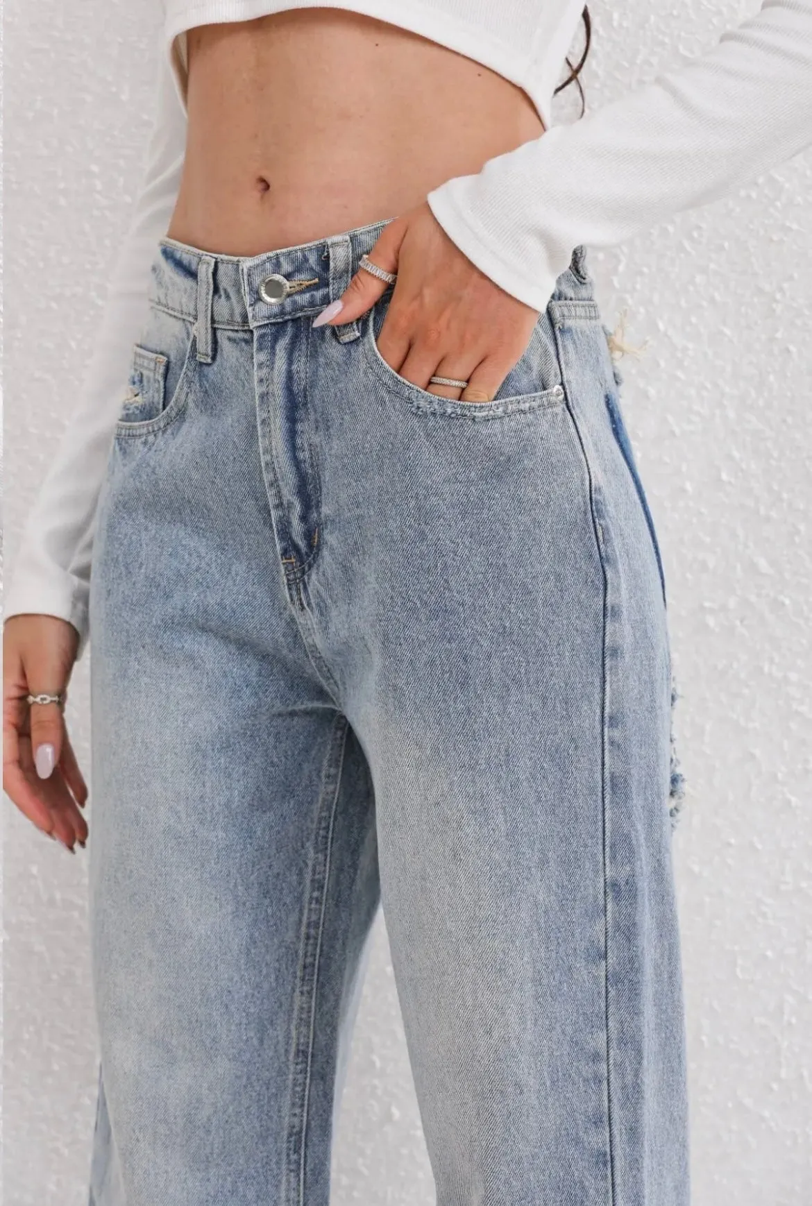 AMI | STRAIGHT LEG JEANS