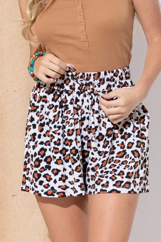 And The Why Wrinkle-free Stretchy Cooling Fabric Shorts
