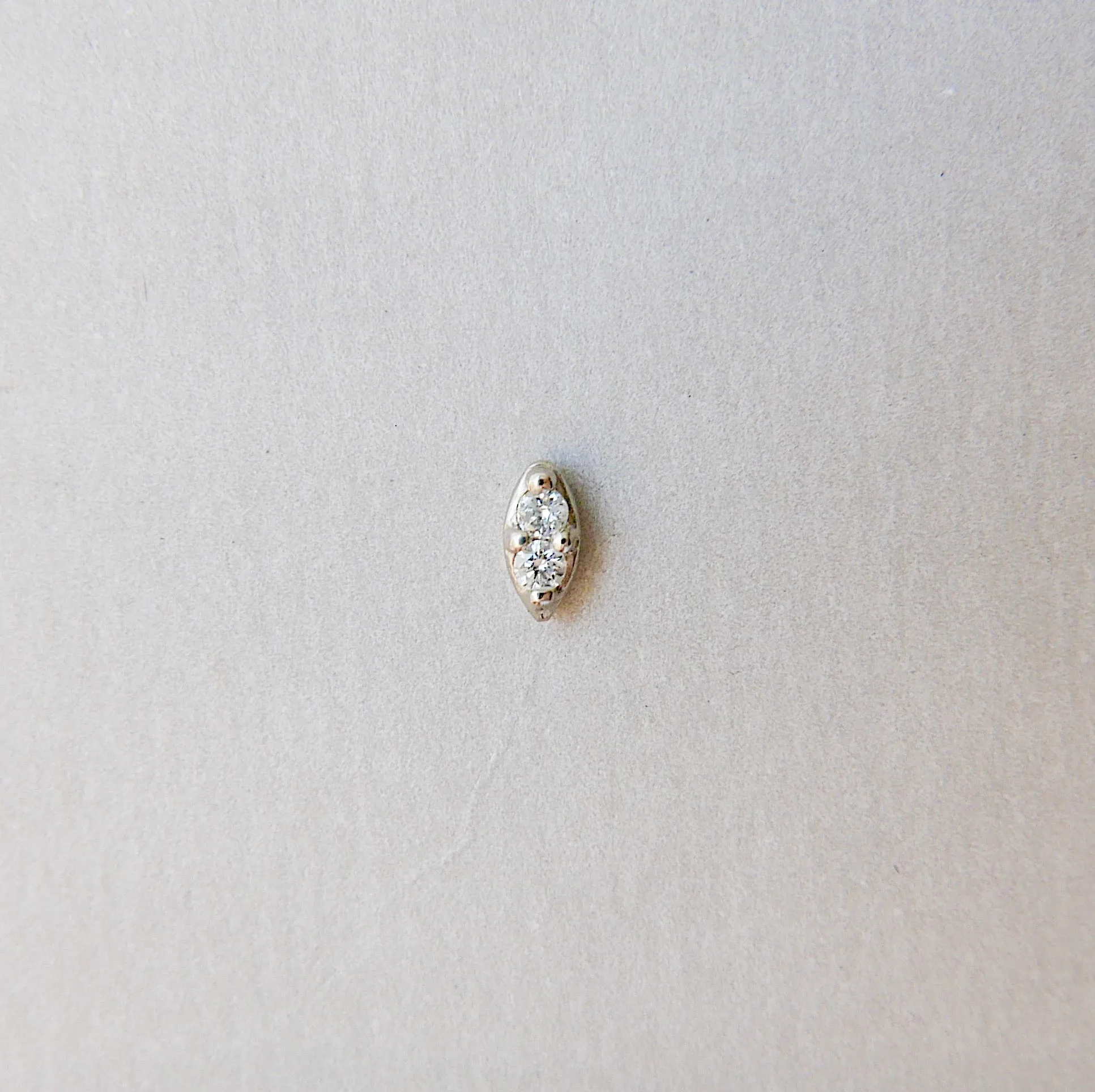 Deja Vu Single Diamond Earring