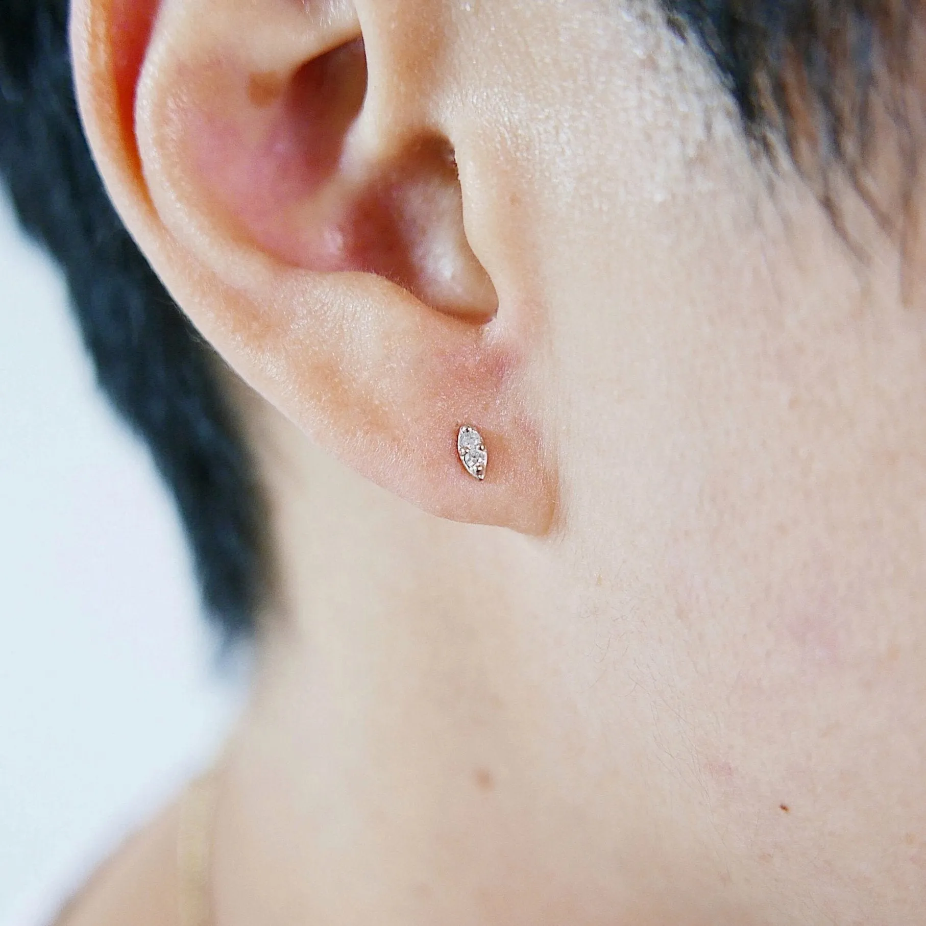 Deja Vu Single Diamond Earring