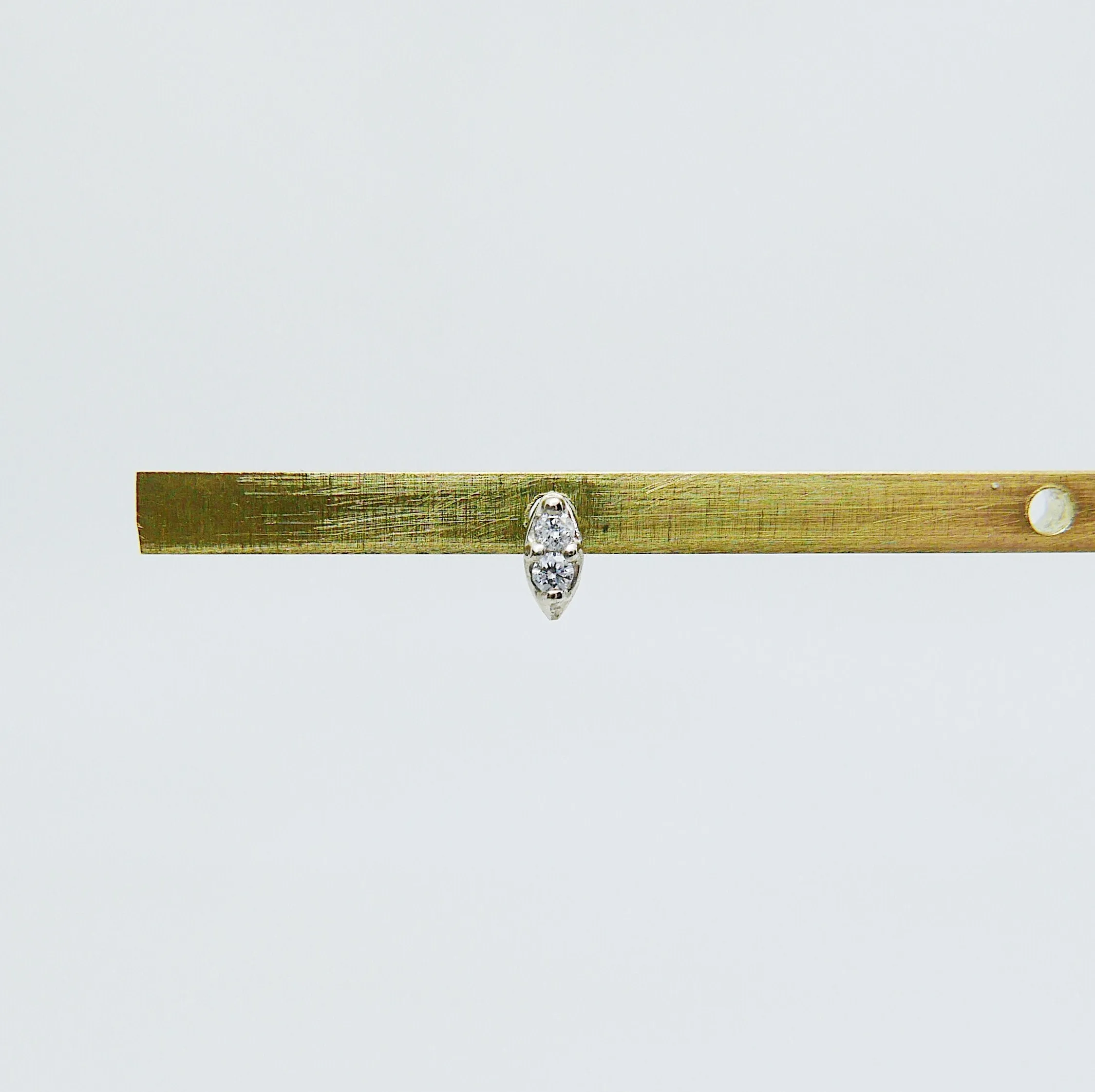 Deja Vu Single Diamond Earring