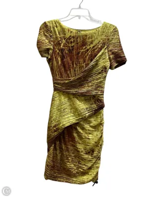 Dress Casual Short By Halston Heritage In Green, Size: S