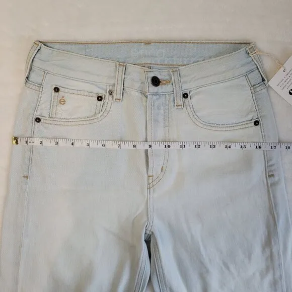 Etica | Light Wash Loose Fit Medium Rise Cropped Jeans W/ Distress Tattered Hem