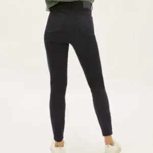Everlane Way-High clean front Skinny Jeans Womens 32 Black  Organic Cotton
