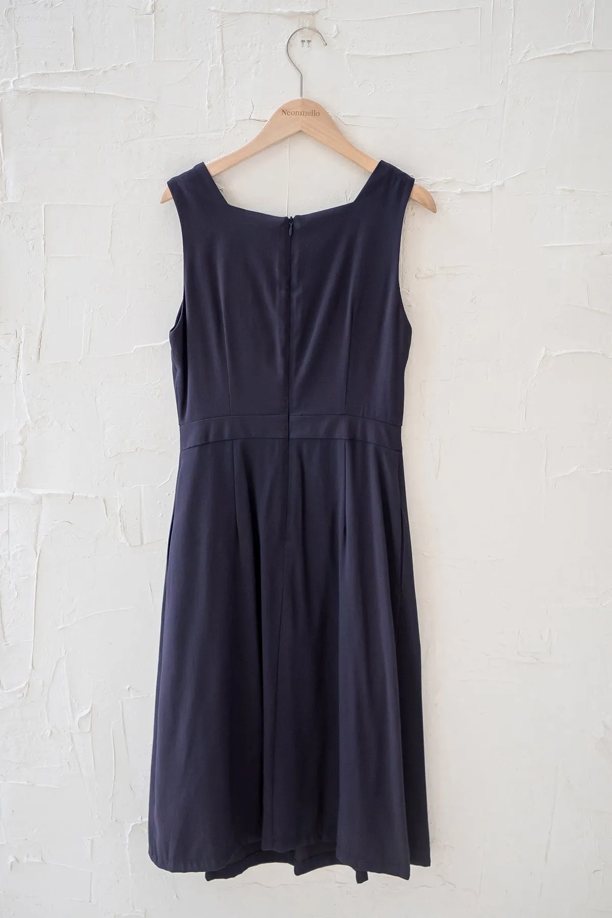 (FIRE DEAL) LAYLA PLEATED BUTTON MIDI DRESS IN GUN