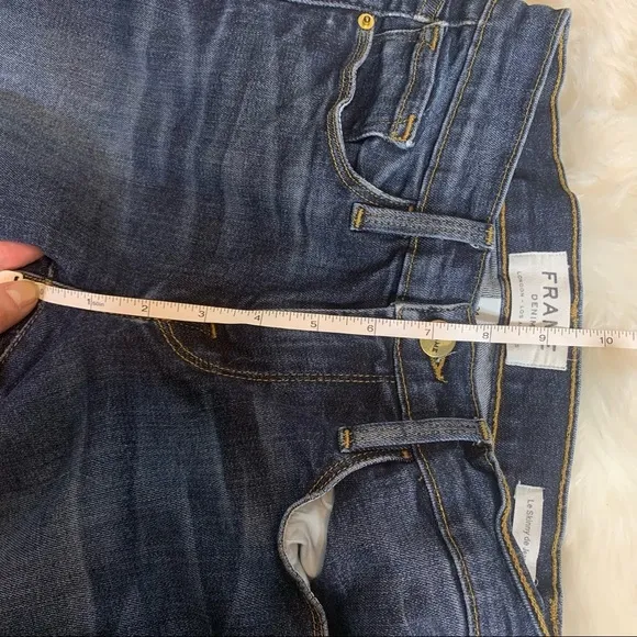 FRAME Le Skinny De Jeanne Raw-edge Stagger Jeans In Anchor