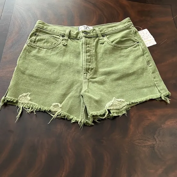 FREE PEOPLEMakai Cutoff Jean Shorts
