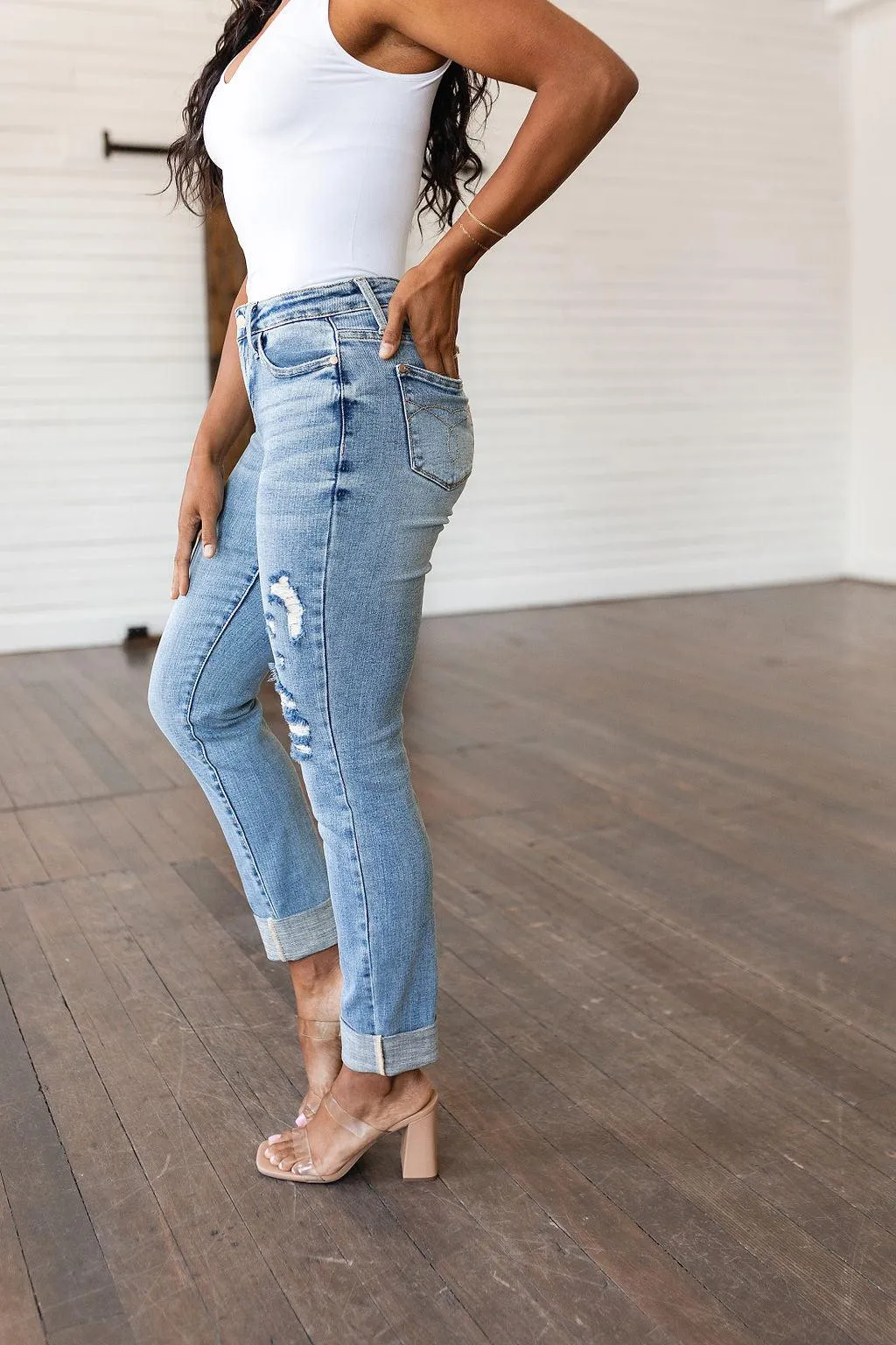 Hazel Blues® |  Elodie Mid Rise Distressed Boyfriend Jeans