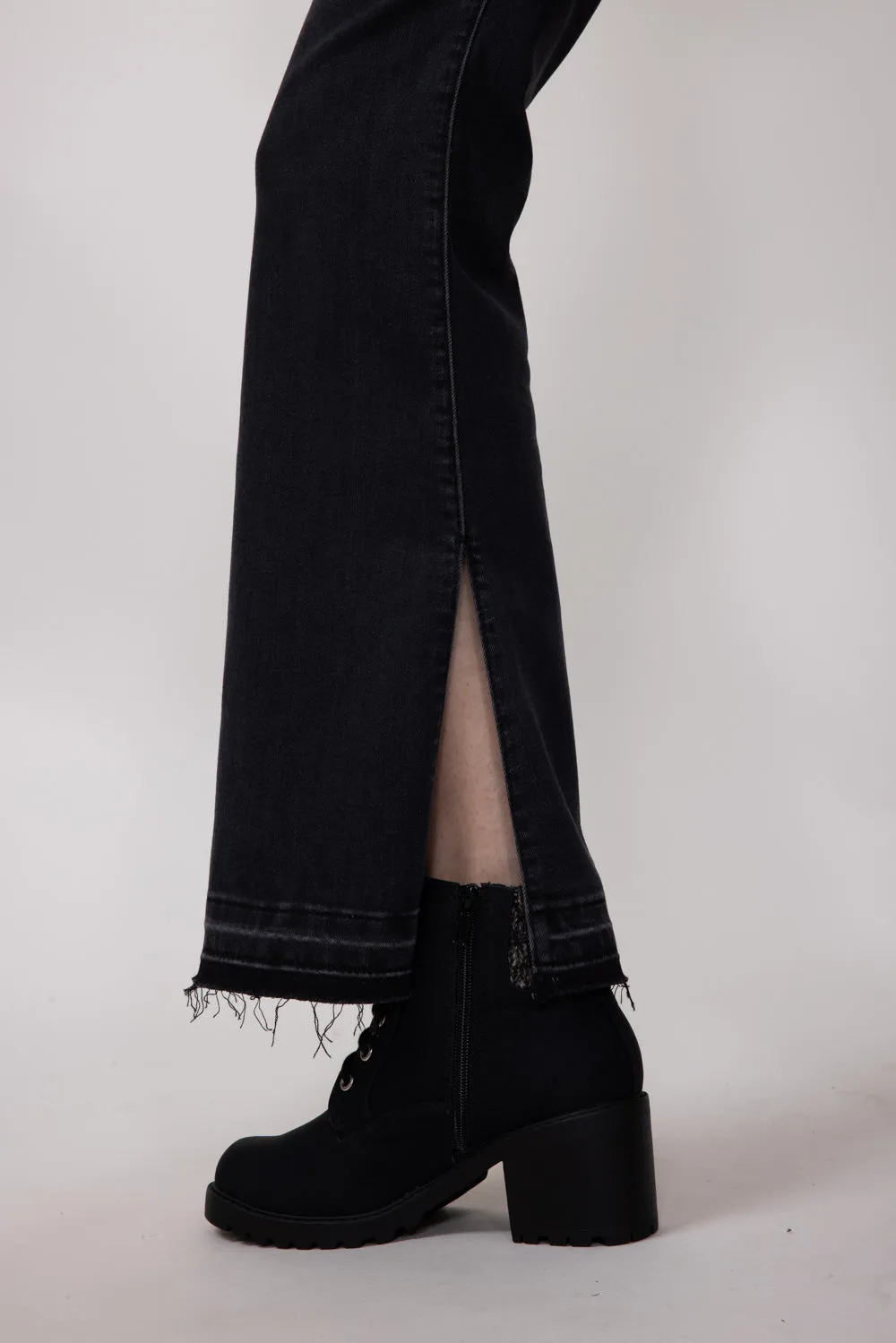 Hidden High Rise Let Out Happi Flare Jeans for Women in Black | HD3181-BLK