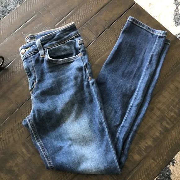 Joe’s Jeans “Aubree” Cropped Ankle Mid Rise Stretch Denim Skinny Size 26 Jeans