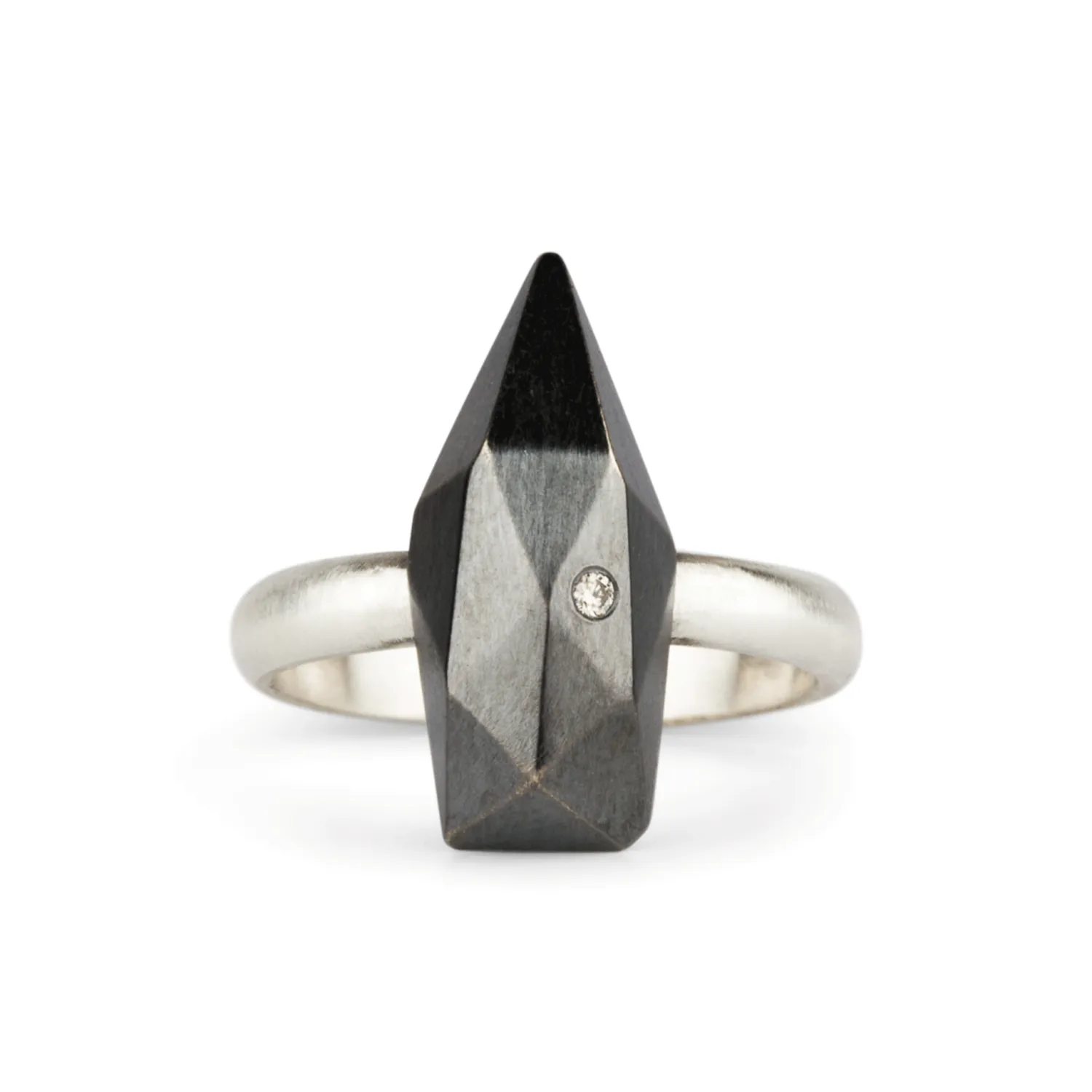 Long Fragment Ring with Diamond