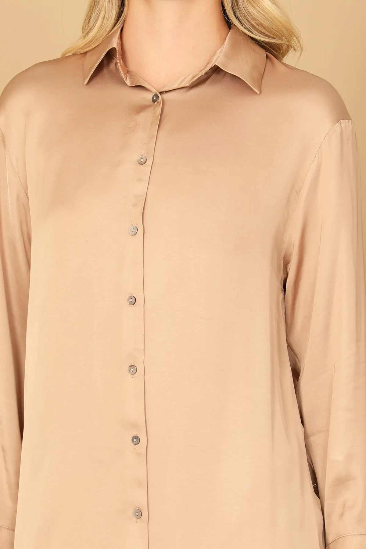 LONG SLEEVE COLLARED BUTTON DOWN CURVE HEM DRESS