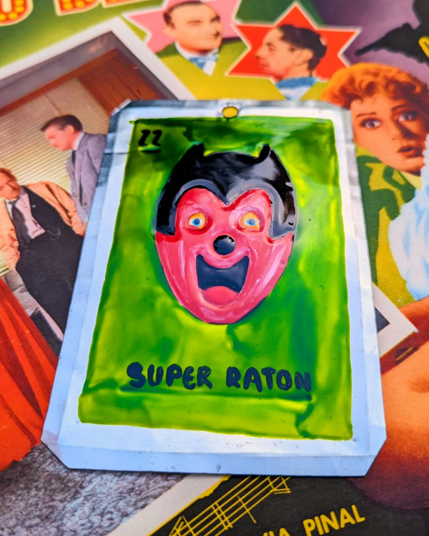 Luchador tin plaques