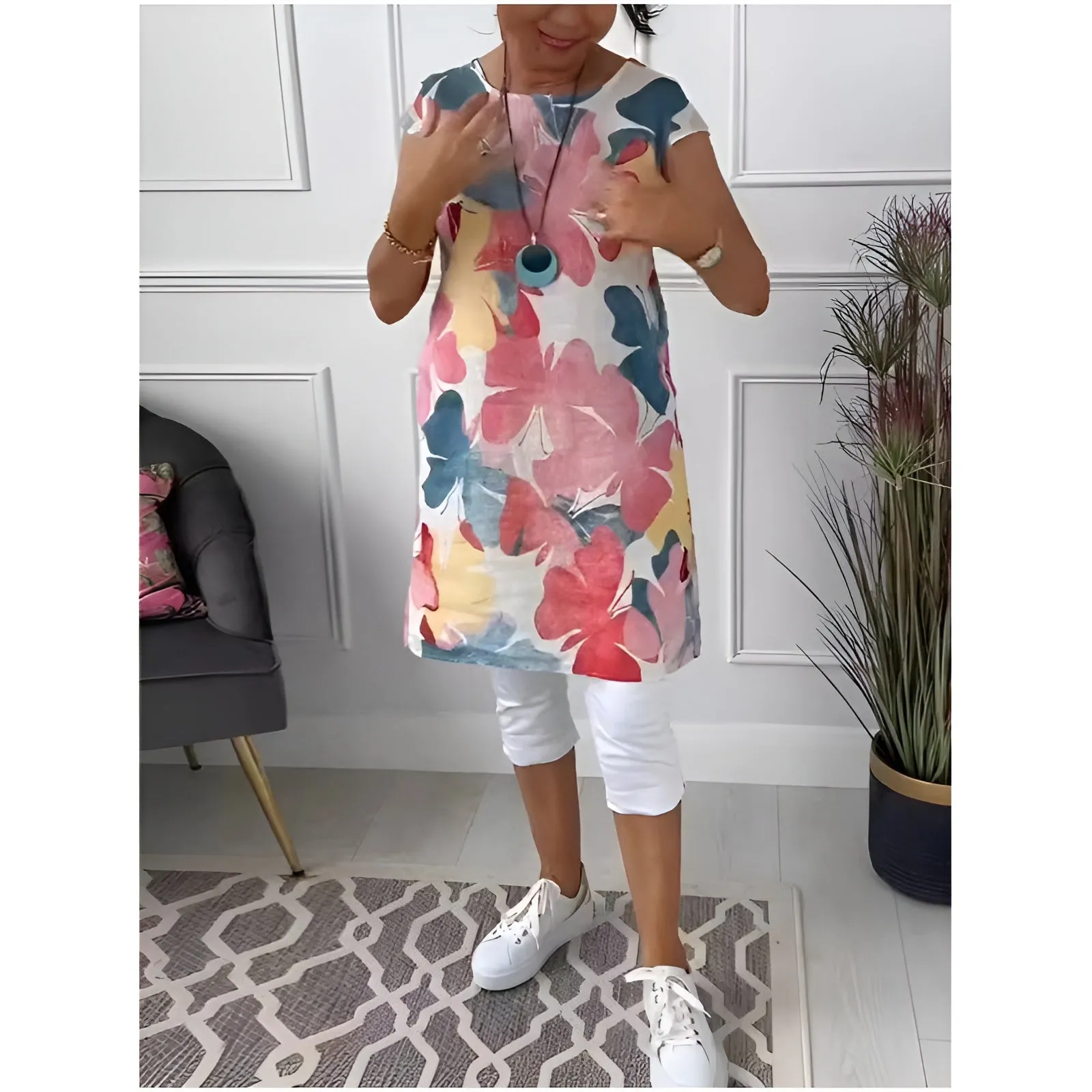 Mailin™ | Loose Tunic Dress with Floral Accent