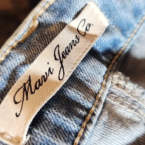 MAVI Ada Boyfriend Distressed Sample Jeans 26