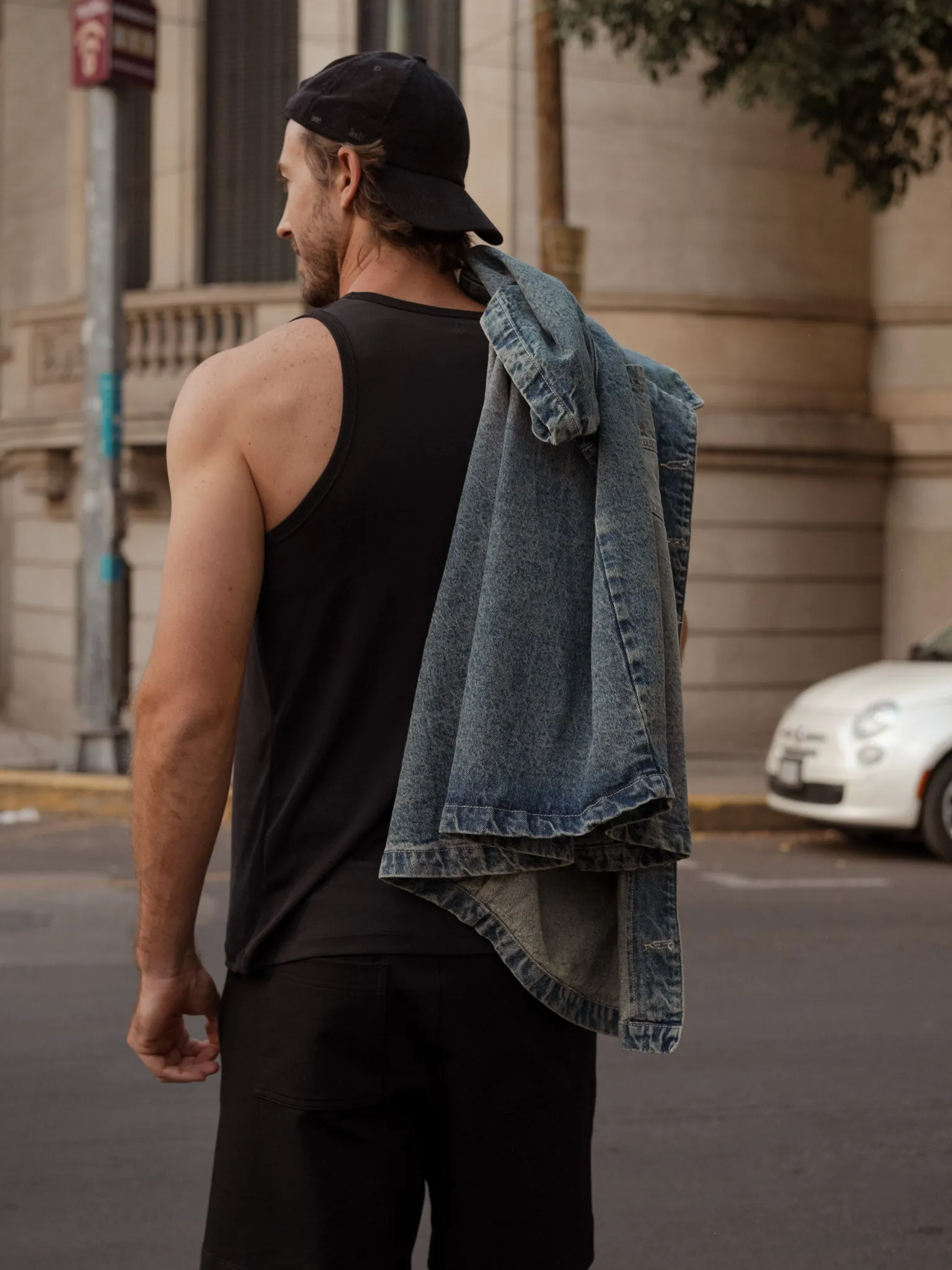 MEN SIMPLY TANK - BLACK