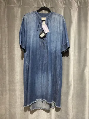 NILI LOTAN Oversized Short Sleeve Denim Tunic Dress
