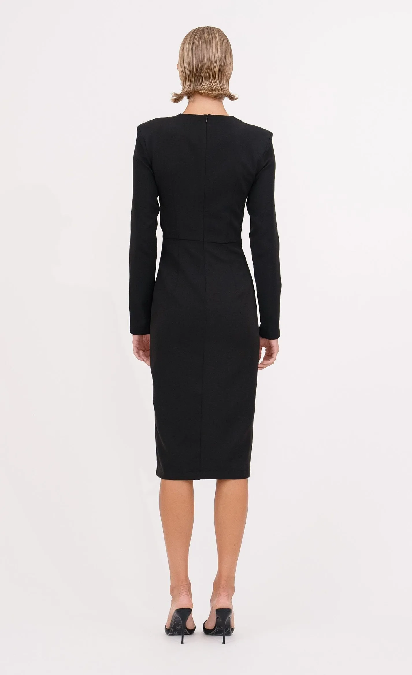 Nonchalant Cora Dress in Black
