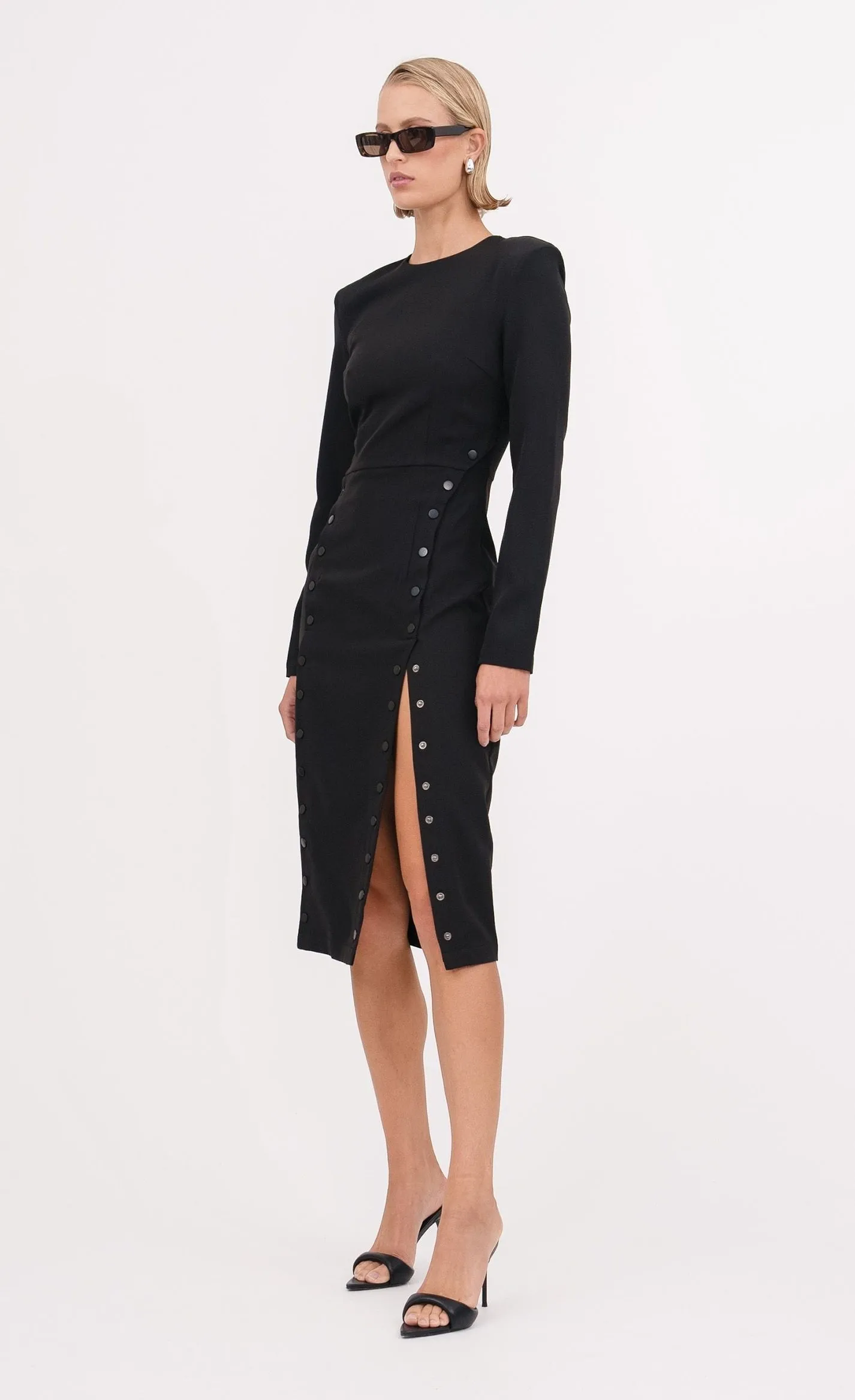 Nonchalant Cora Dress in Black