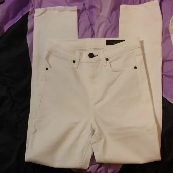 NWOT RAG AND BONE CIGARETTE JEAN IN WHITE SIZE 26