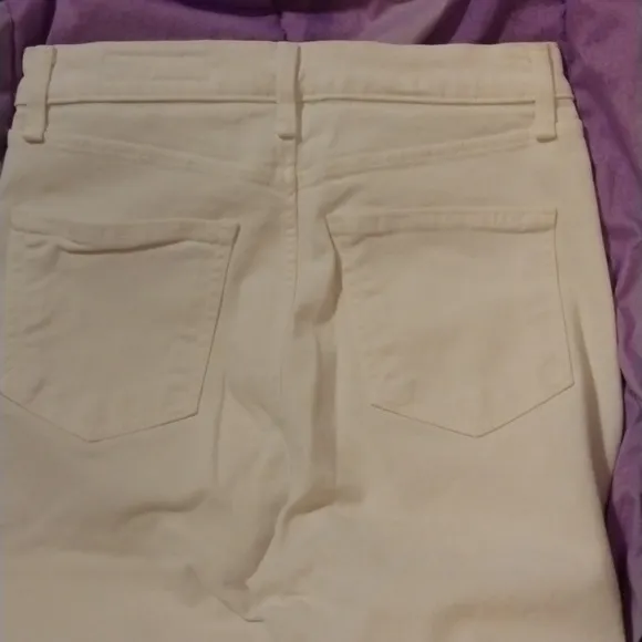 NWOT RAG AND BONE CIGARETTE JEAN IN WHITE SIZE 26