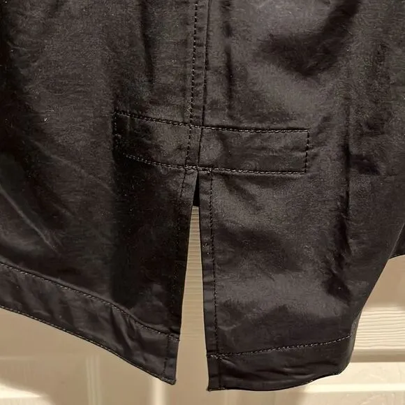 NWT Gap Oversized Rain Parka Size XS.
