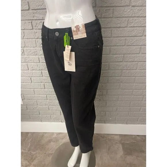 NWT Jules Black High Rise Straight Jean Size 7 / 28