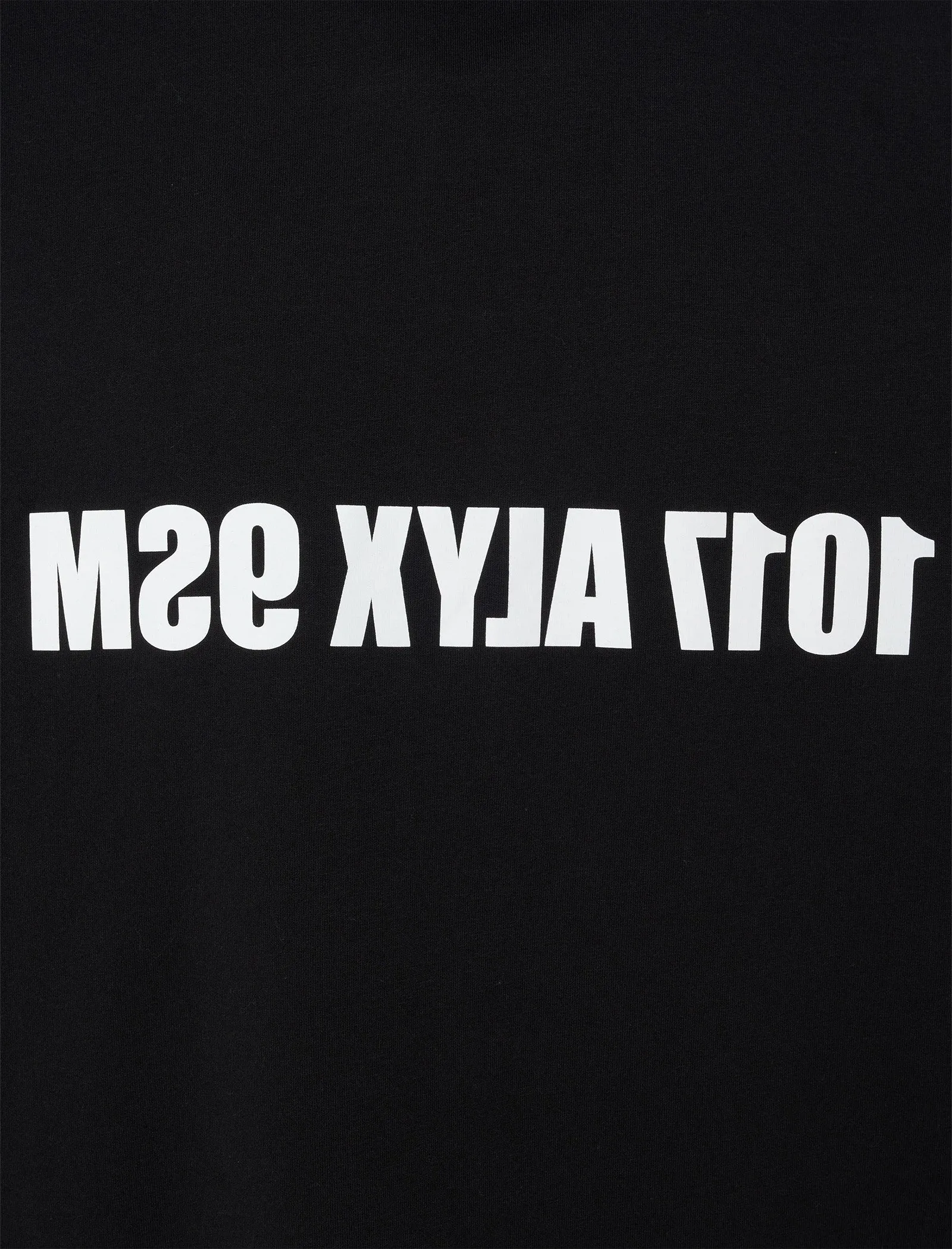 OVERSIZED T-SHIRT