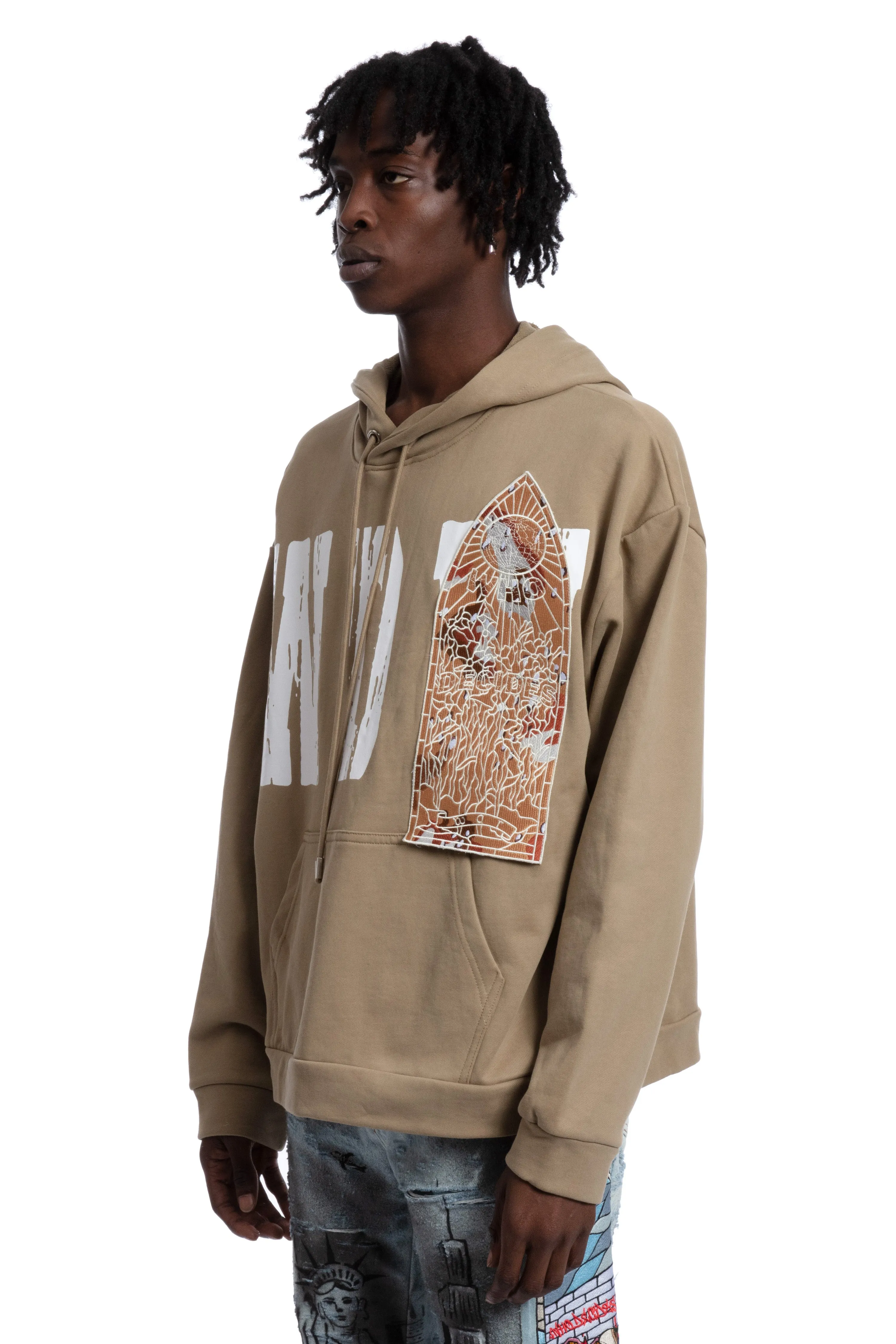 PATCHED HOODED SWEATSHIRT