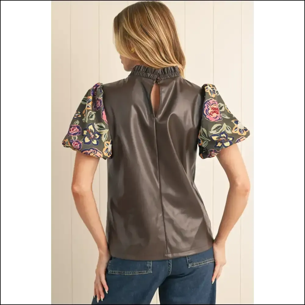 Puff Sleeve Blouse: from Wallflower to Wildflower  🌼