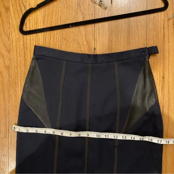 Rag &amp; Bone Cotton And Leather Pencil Skirt Navy Sleek Trendy