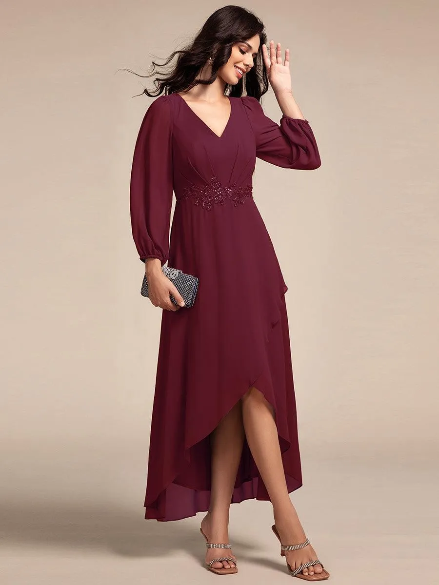 Robe de soirée formelle en mousseline de soie à manches longues et appliques à la taille