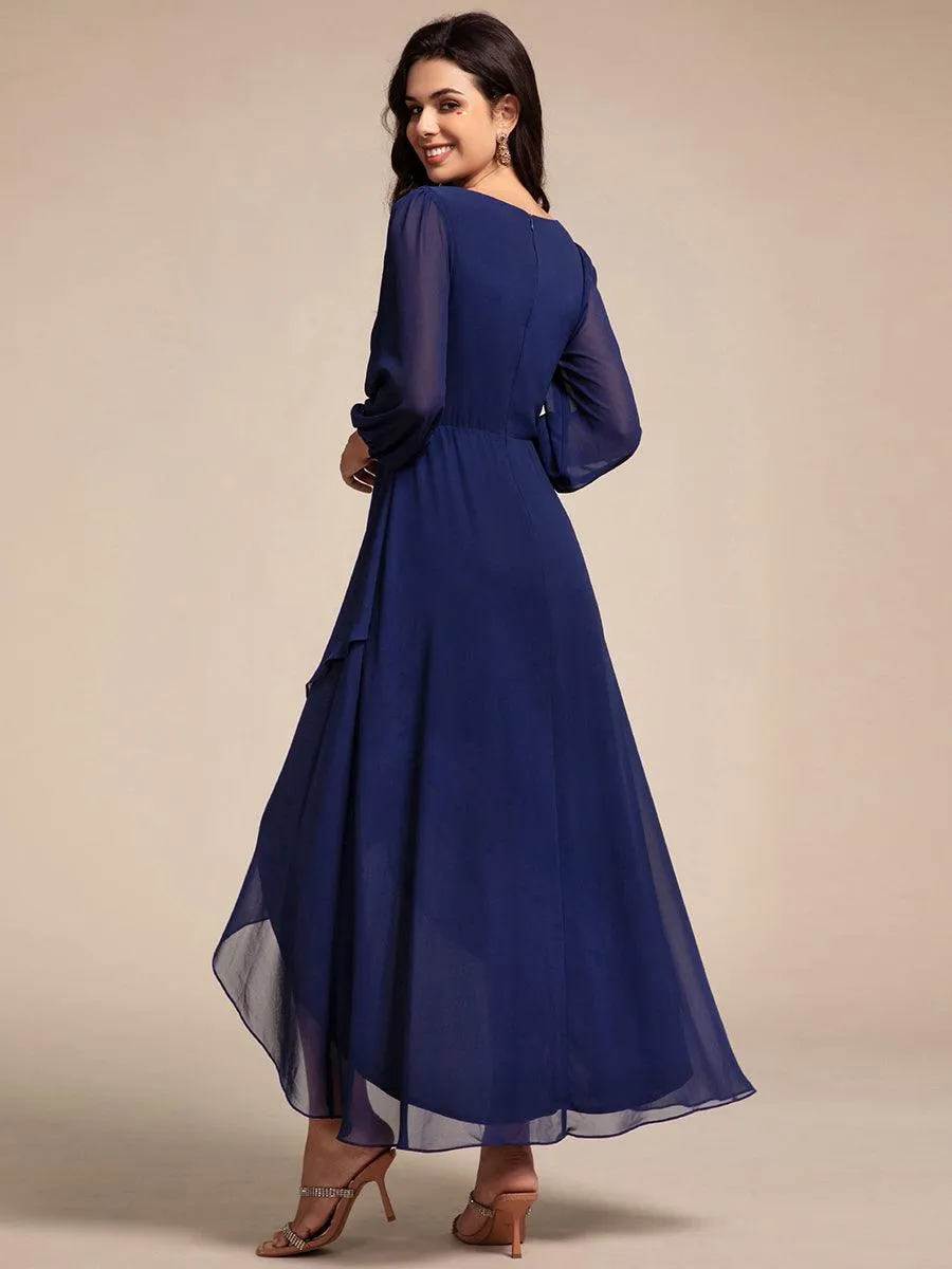 Robe de soirée formelle en mousseline de soie à manches longues et appliques à la taille
