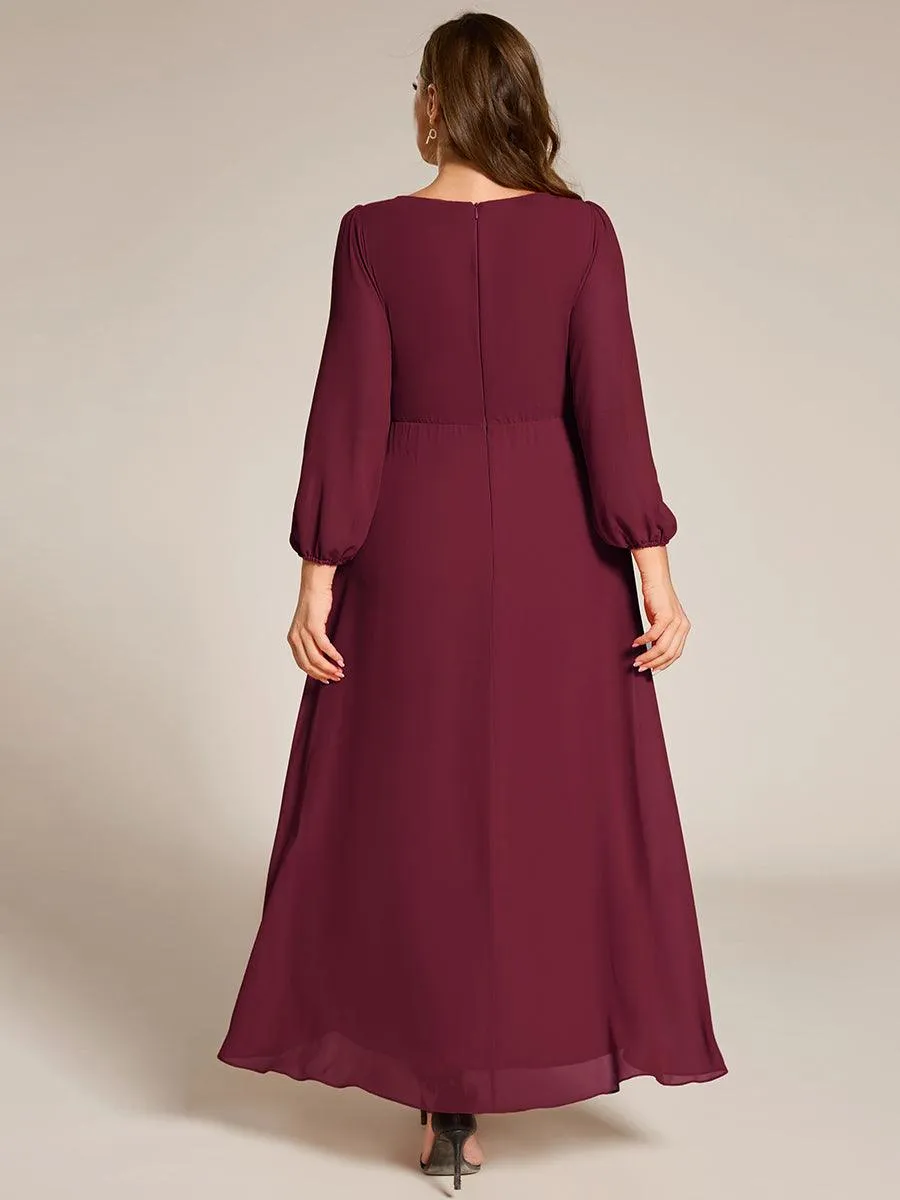 Robe de soirée formelle en mousseline de soie à manches longues et appliques à la taille