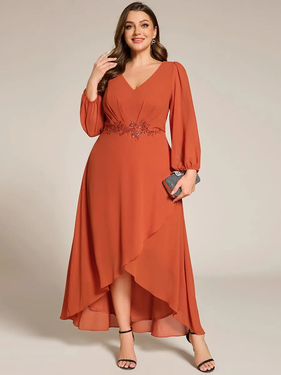 Robe de soirée formelle en mousseline de soie à manches longues et appliques à la taille