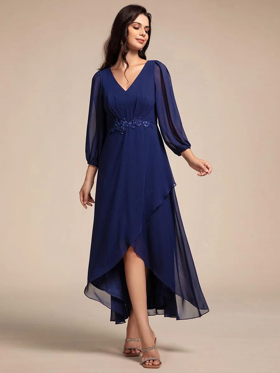 Robe de soirée formelle en mousseline de soie à manches longues et appliques à la taille