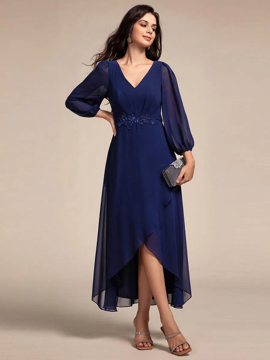 Robe de soirée formelle en mousseline de soie à manches longues et appliques à la taille