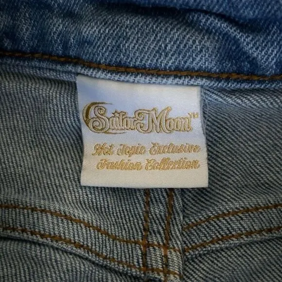Sailor Moon Hot Topic Exclusive Embroidered Patch Jeans Sz 5