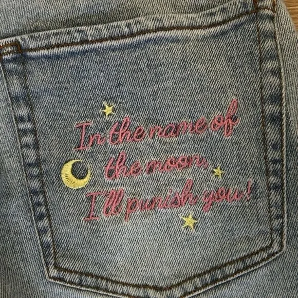Sailor Moon Hot Topic Exclusive Embroidered Patch Jeans Sz 5