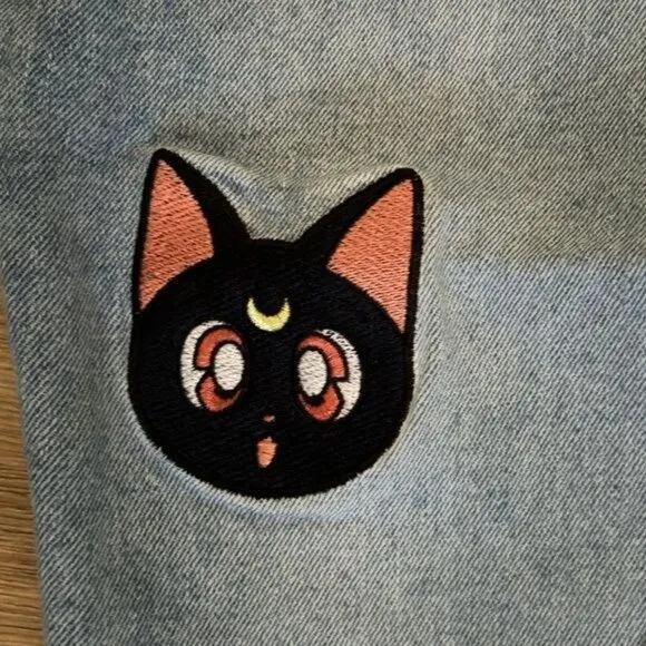 Sailor Moon Hot Topic Exclusive Embroidered Patch Jeans Sz 5
