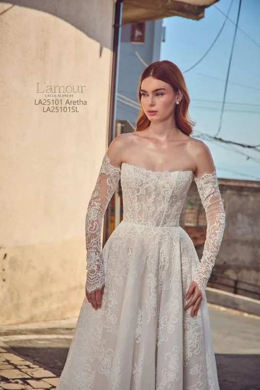 Size 8 L'amour LA25101 Aretha Ivory/Light Nude Gown
