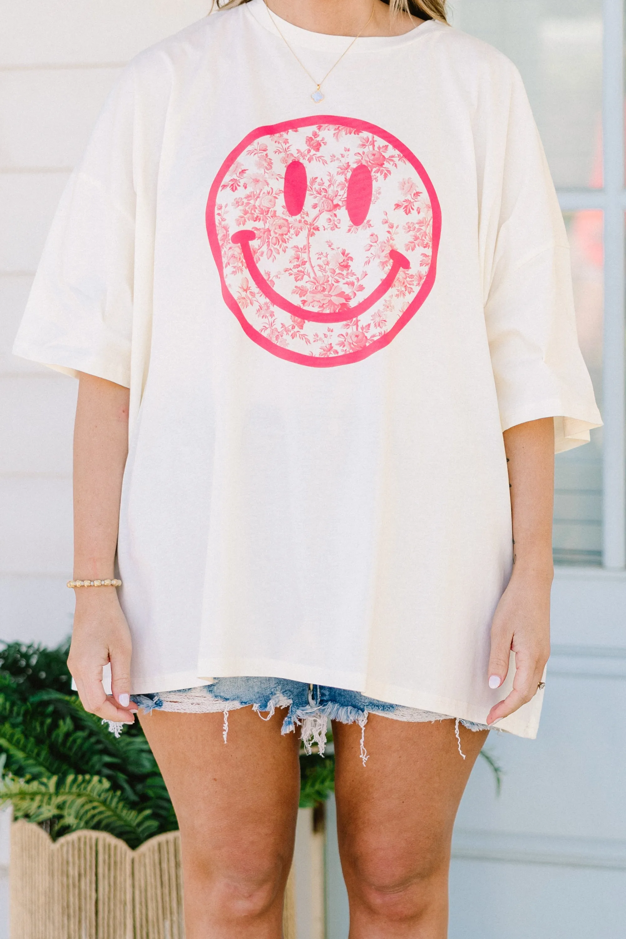 Smiles At The Coast Boyfriend Tee, Ivory