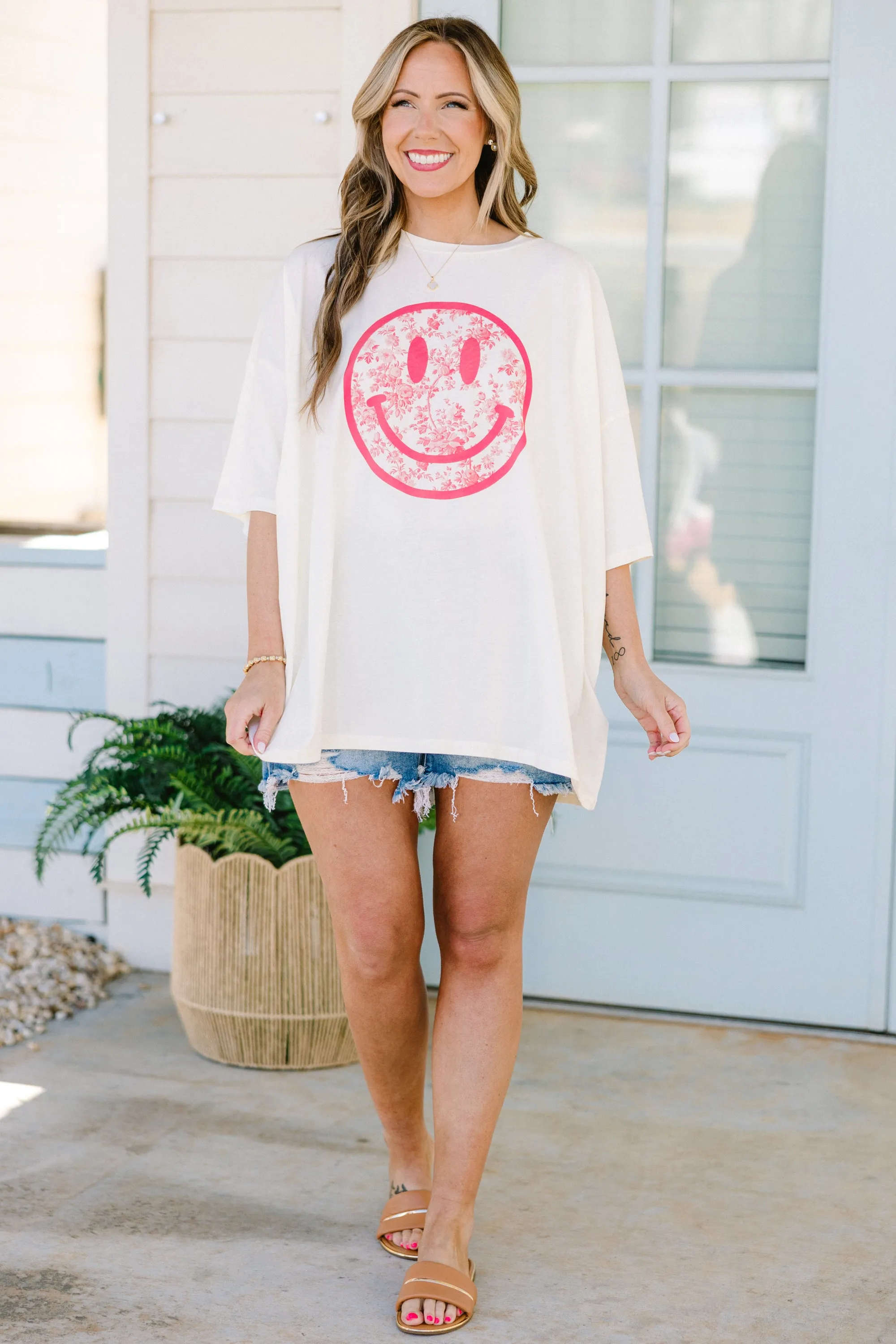 Smiles At The Coast Boyfriend Tee, Ivory