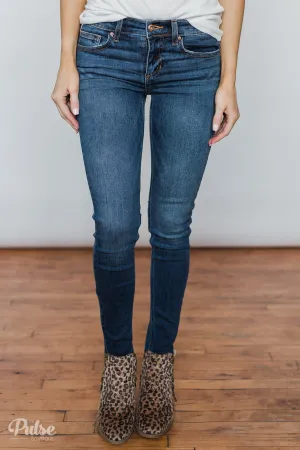 Sneak Peek Jeans- Becky wash