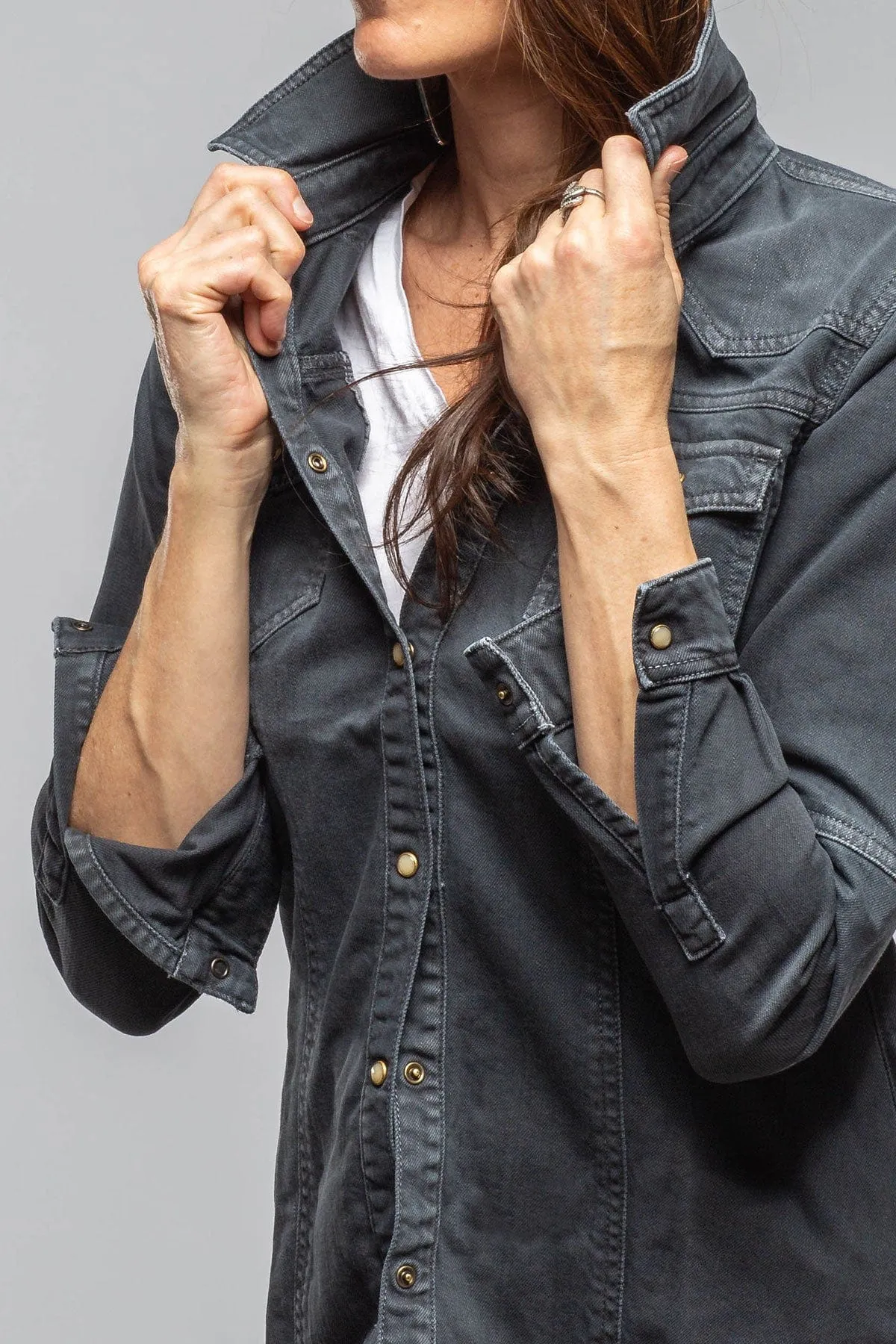 Sweetwater Denim Snap Shirt In Anthracite